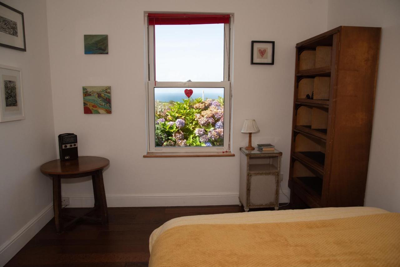 Finest Retreats - Western Watch - Sea Views, Pets Accepted, Sleeps 6 Lower Boscaswell Exterior foto