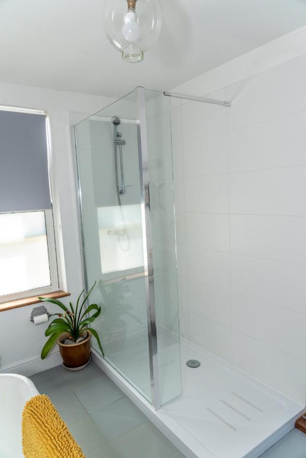 Finest Retreats - Western Watch - Sea Views, Pets Accepted, Sleeps 6 Lower Boscaswell Exterior foto